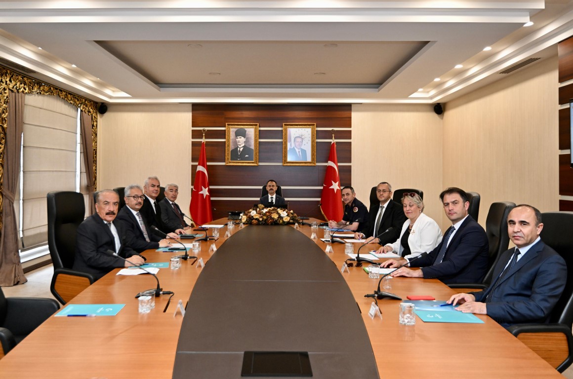 Yükseköğretim Kurumları Sınavı Koordinasyon Toplantısı Vali Aktaş Başkanlığında Yapıldı