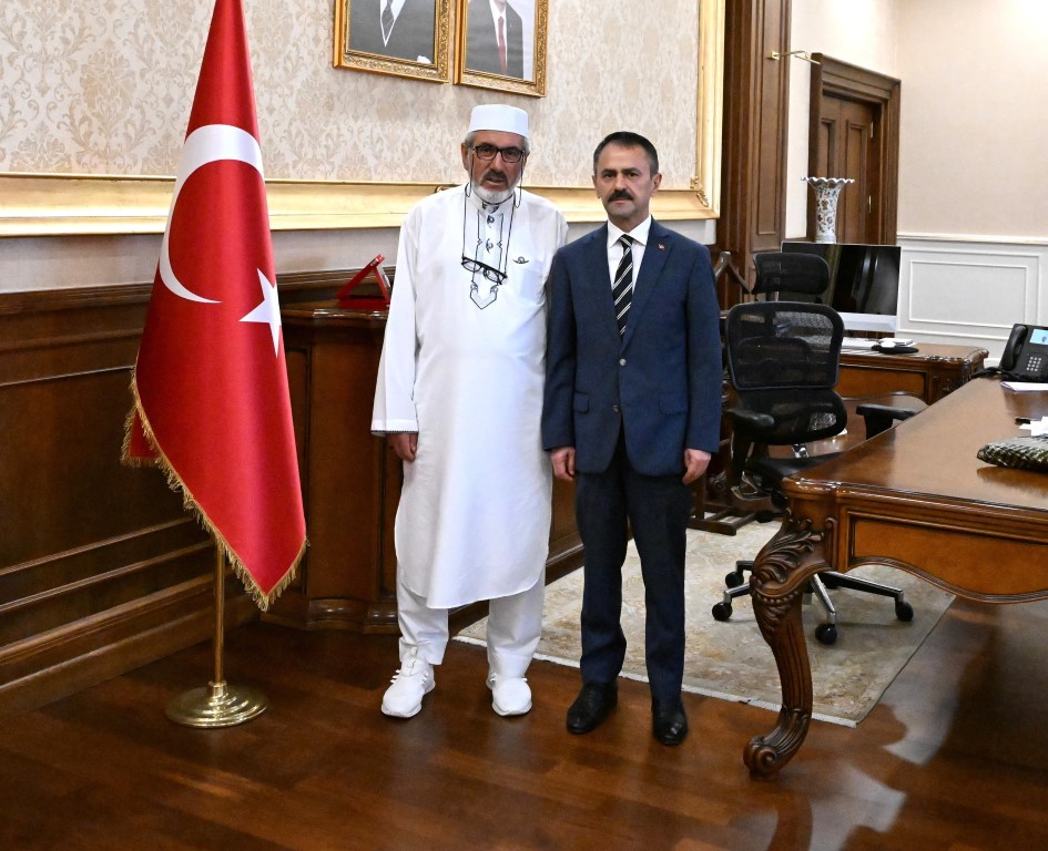 Vali İlhami Aktaş, Ziyaretine Gelen Vatandaşları Kabul Etmeye Devam Ediyor